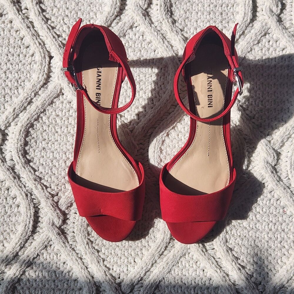 Gianni Bini Red Genuine Leather Open Toe Kitten Heels Size 8